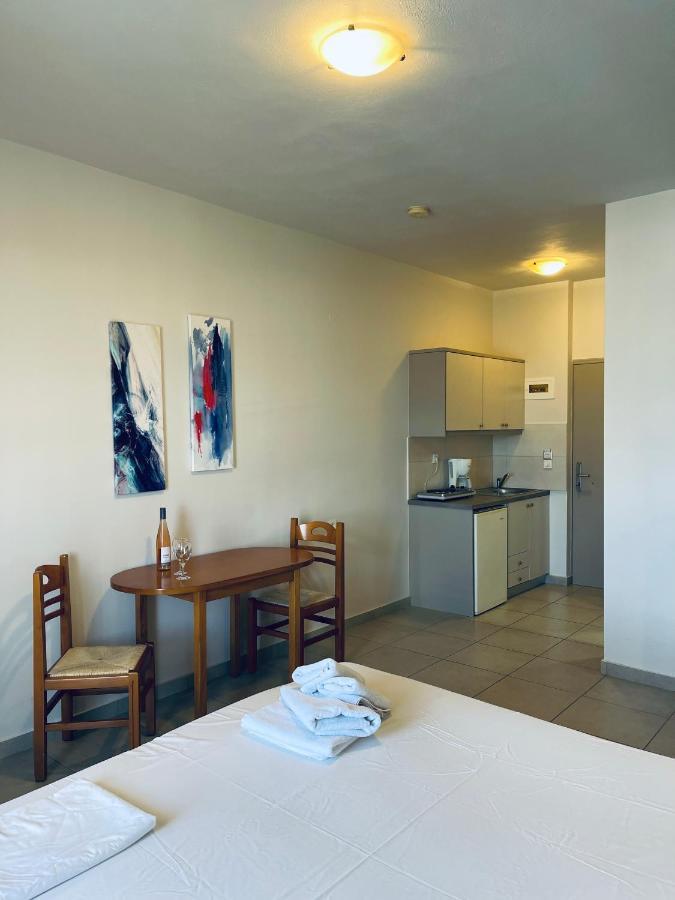 Aparthotel Amaryllis Platanés Exterior foto