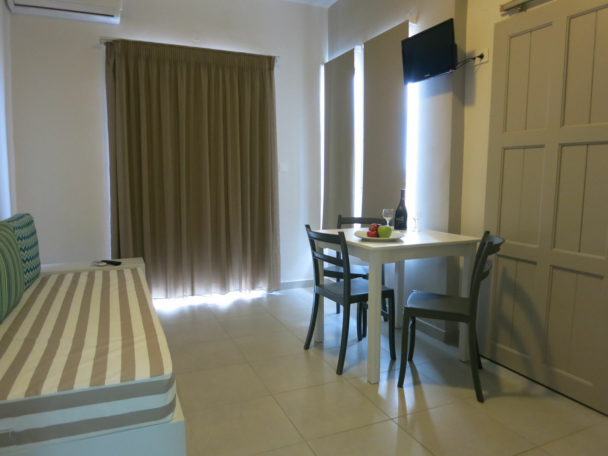 Aparthotel Amaryllis Platanés Exterior foto