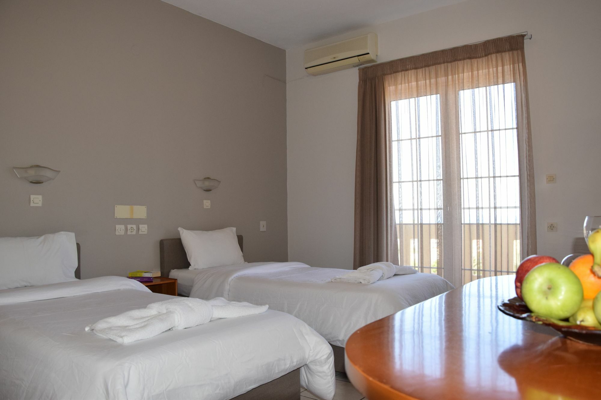 Aparthotel Amaryllis Platanés Exterior foto
